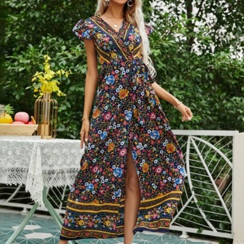 Floral V-Neck Maxi Dress